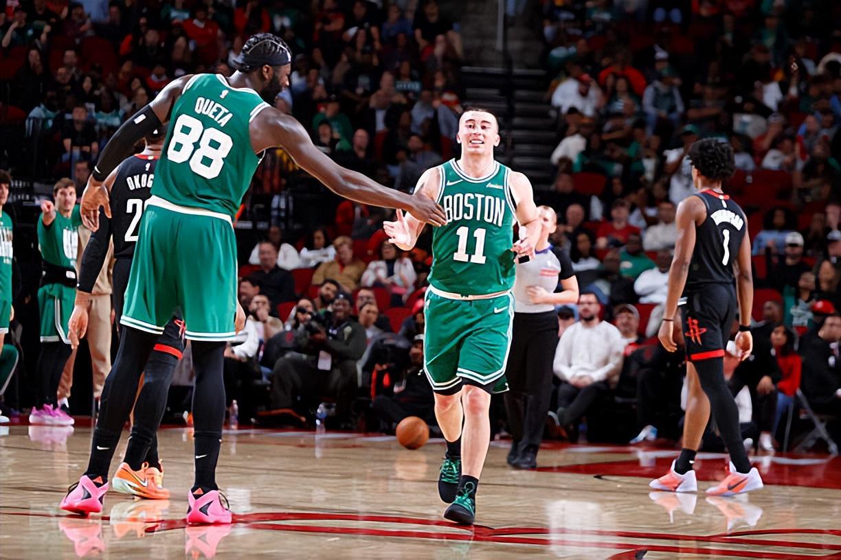 世界杯比赛在线观看地址-限制了火箭内线支柱！凯尔特人先发中锋已经是联盟顶级蓝领中锋了